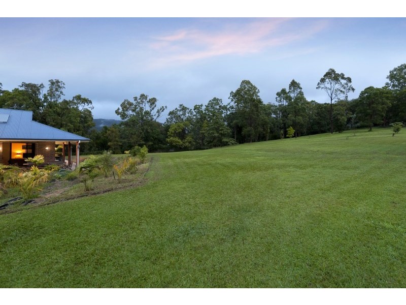 2-4 Showgrounds Drive, Highvale QLD 4520