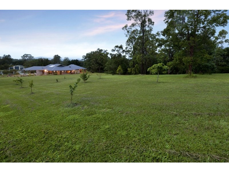 2-4 Showgrounds Drive, Highvale QLD 4520