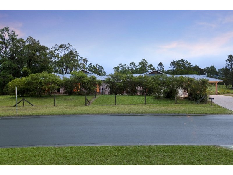 2-4 Showgrounds Drive, Highvale QLD 4520