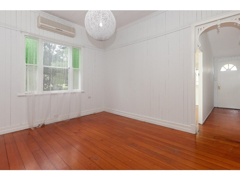 15 Rowland Street, Coorparoo QLD 4151