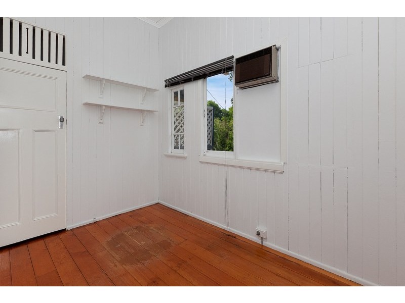 15 Rowland Street, Coorparoo QLD 4151