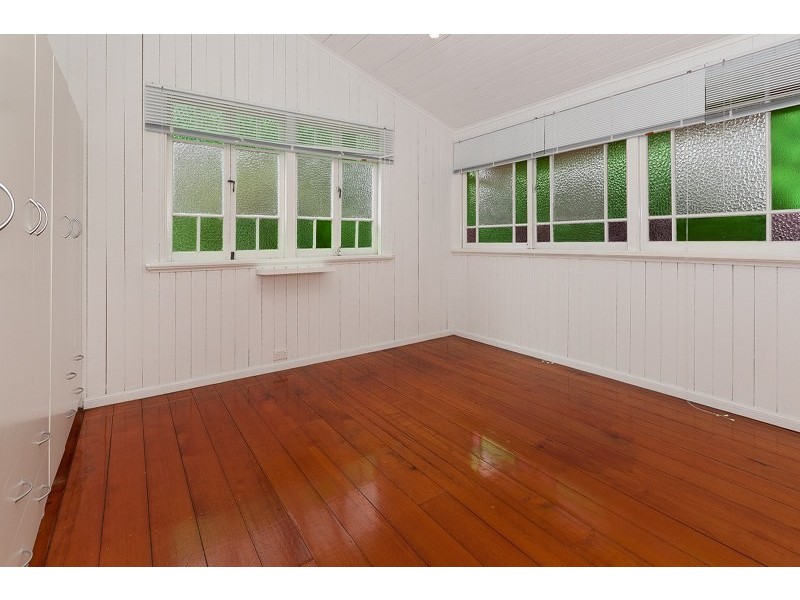 15 Rowland Street, Coorparoo QLD 4151