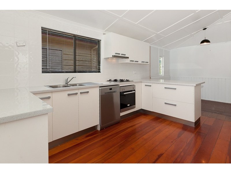 15 Rowland Street, Coorparoo QLD 4151