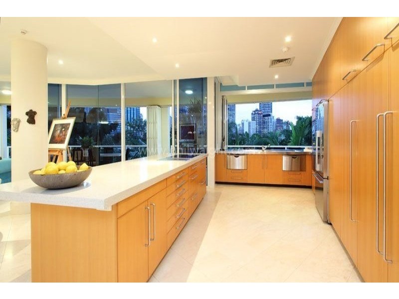 Unit 101/21 Pixley Street, Kangaroo Point QLD 4169