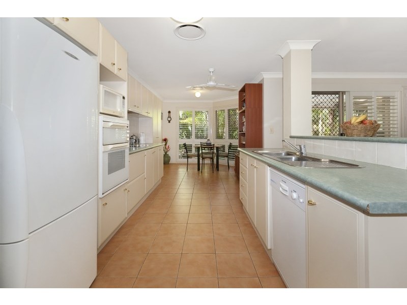 12 Makepeace Place, Bellbowrie QLD 4070