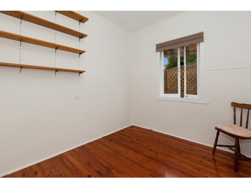 30 Bellevue Parade, Lota QLD 4179