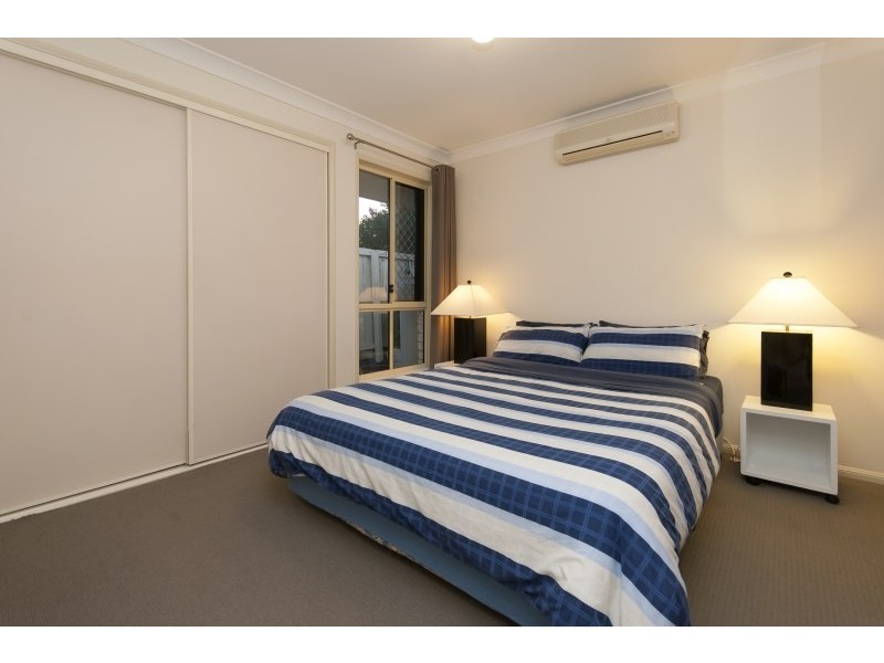 21 Harlow Place, Mcdowall QLD 4053