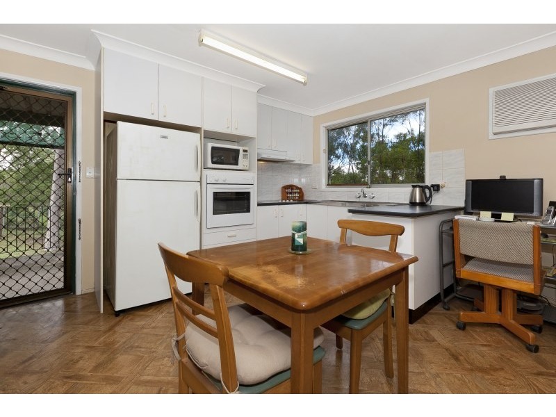 40 Leonard Street, Yamanto QLD 4305