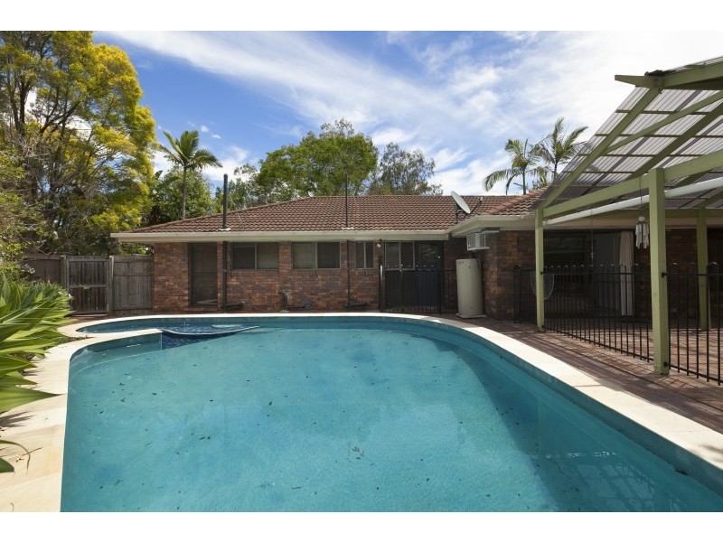 16 Banyan Street, Bellbowrie QLD 4070