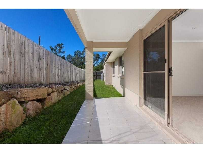 19 Berkerley Circuit, Bellbird Park QLD 4300