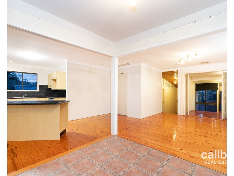 69 Bennett Road, The Gap QLD 4061