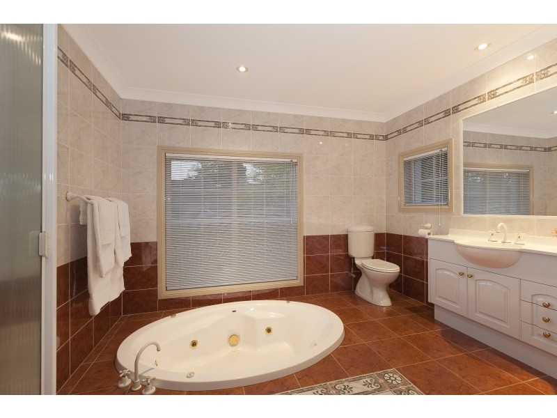 7 Habitat Place, Bridgeman Downs QLD 4035