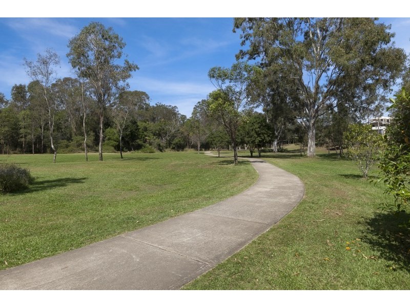 7 Habitat Place, Bridgeman Downs QLD 4035