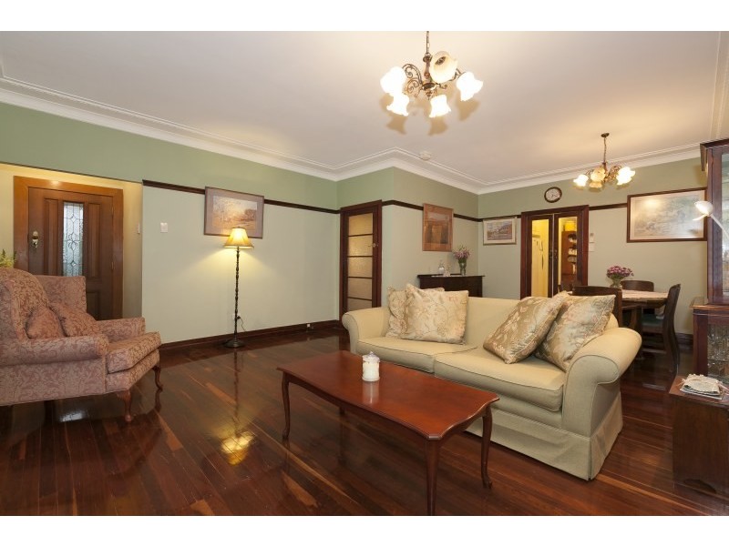 106 Frasers Road, Mitchelton QLD 4053