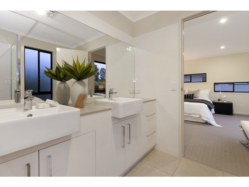 236 Blaker Road, Keperra QLD 4054