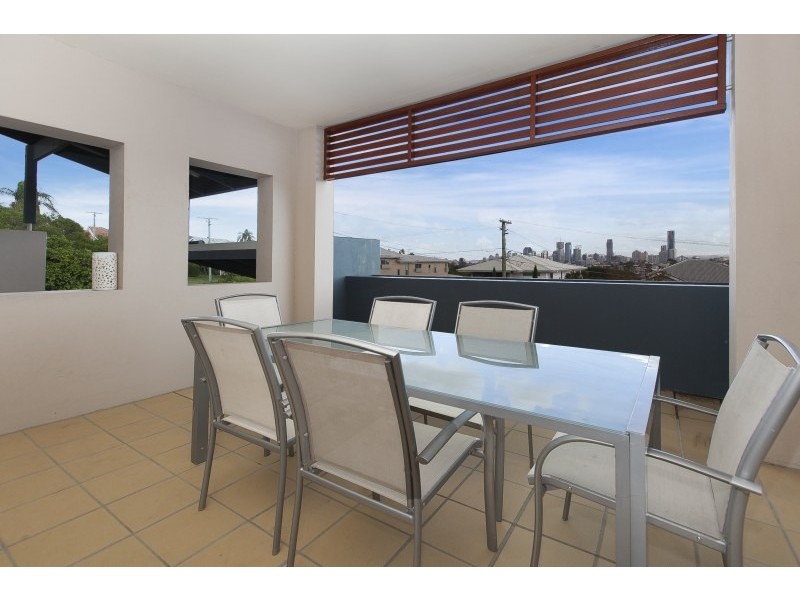 101 Coventry Street, Hawthorne QLD 4171