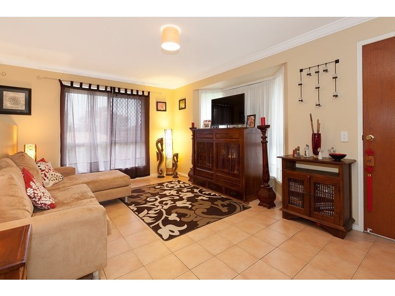 1 Taradale Close, Moggill QLD 4070
