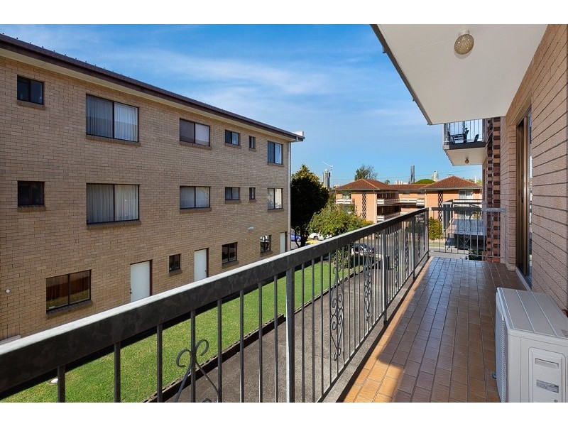 Unit 2/28 Grantson Street, Windsor QLD 4030