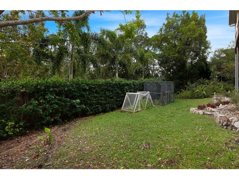 145 Burbong Street, Chapel Hill QLD 4069