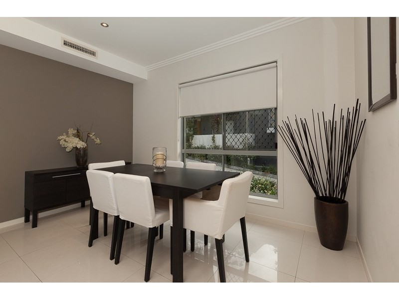 Unit 16/276 Pine Mountain Road, Carina Heights QLD 4152