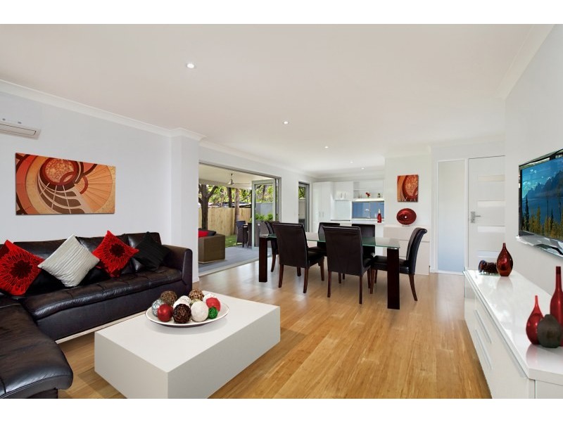 Unit 1/22 Panitya Street, Greenslopes QLD 4120