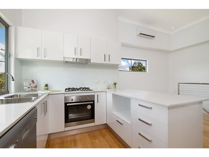 Unit 1/22 Panitya Street, Greenslopes QLD 4120