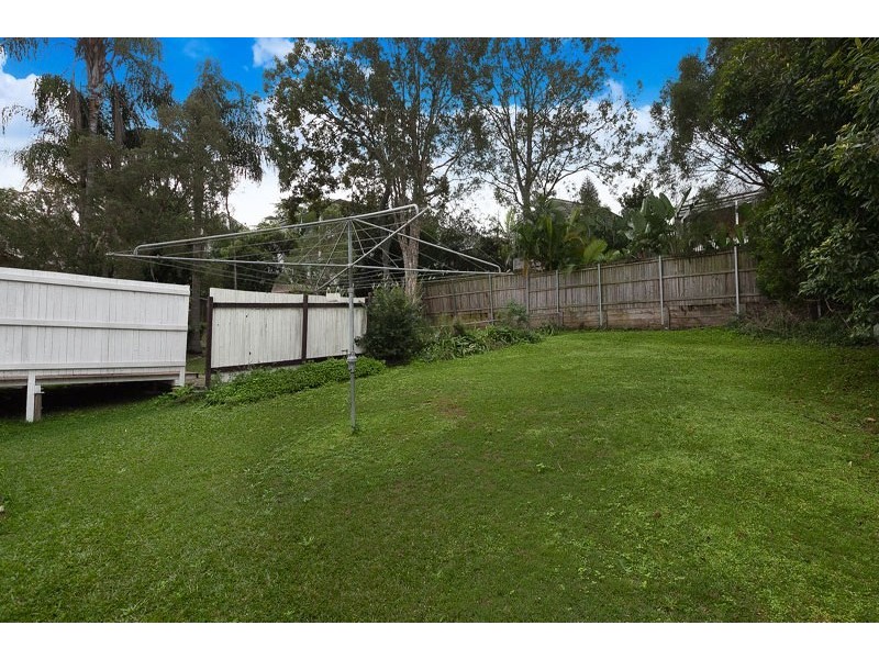 18 Overend Street, Norman Park QLD 4170