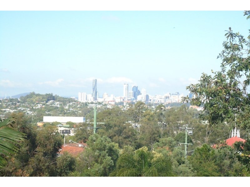 6 Kankool Street, Stafford QLD 4053