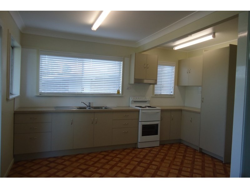 6 Kankool Street, Stafford QLD 4053