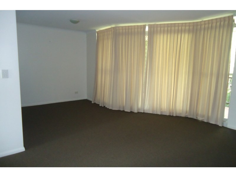 Unit 6/44 York Street, Indooroopilly QLD 4068