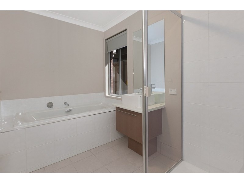 30A Cardena Drive, Augustine Heights QLD 4300