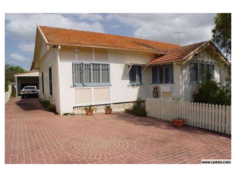 15 Gorban Street, Holland Park QLD 4121