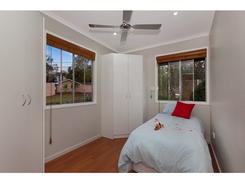 74 Kilkivan Avenue, Kenmore QLD 4069