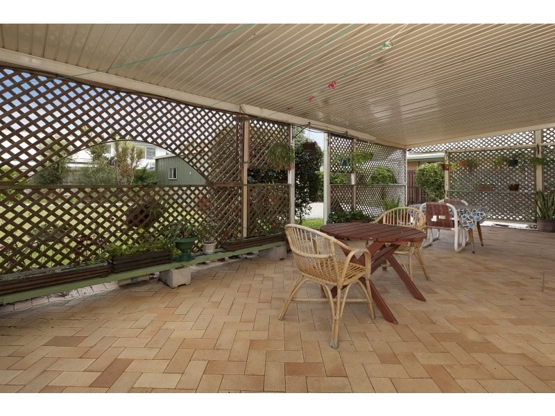 100 Sunderland Drive, Banksia Beach QLD 4507