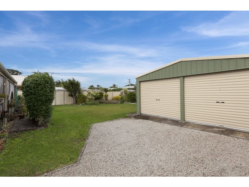 100 Sunderland Drive, Banksia Beach QLD 4507