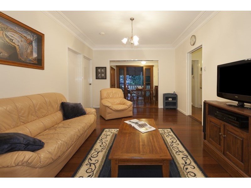 34 Willmington Street, Newmarket QLD 4051