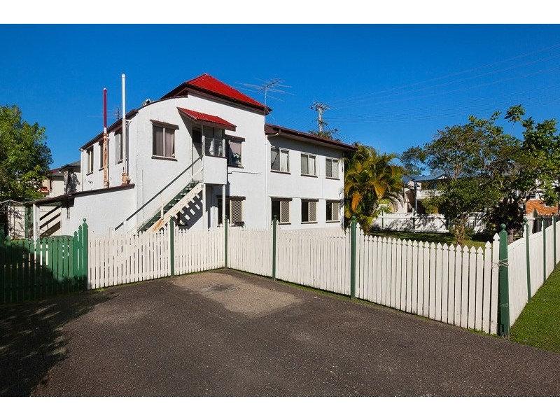 Unit 1/102 Juliette Street, Greenslopes QLD 4120