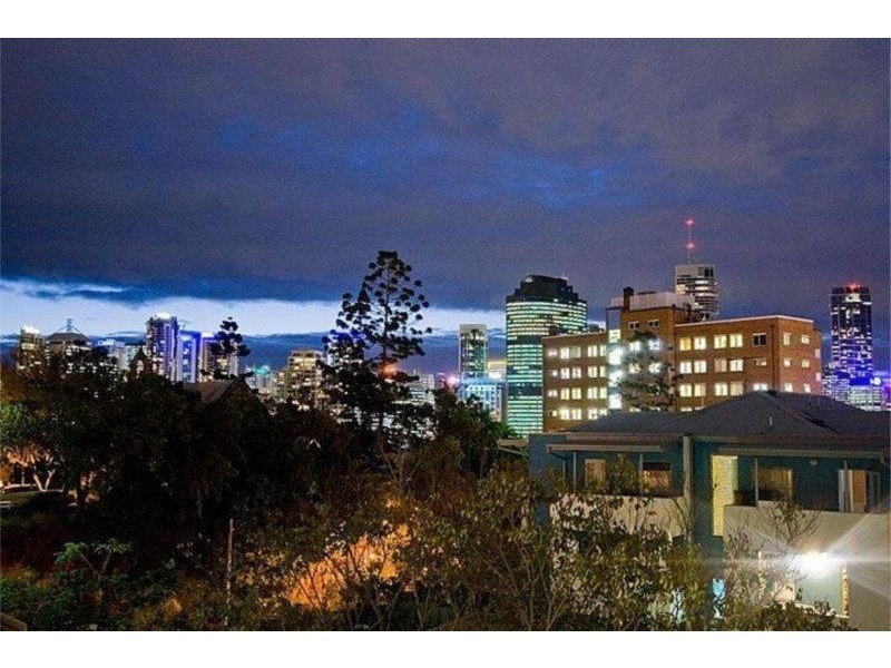 Unit 7/442 Main Street, Kangaroo Point QLD 4169