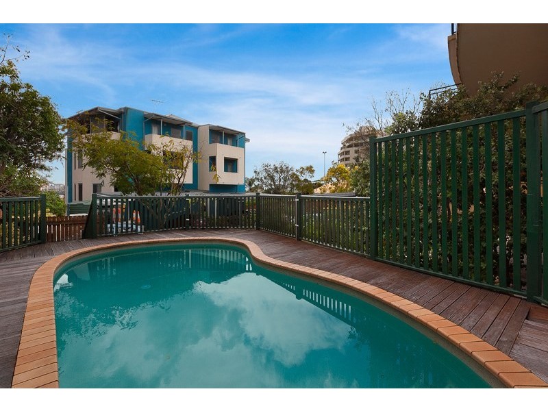 Unit 7/442 Main Street, Kangaroo Point QLD 4169