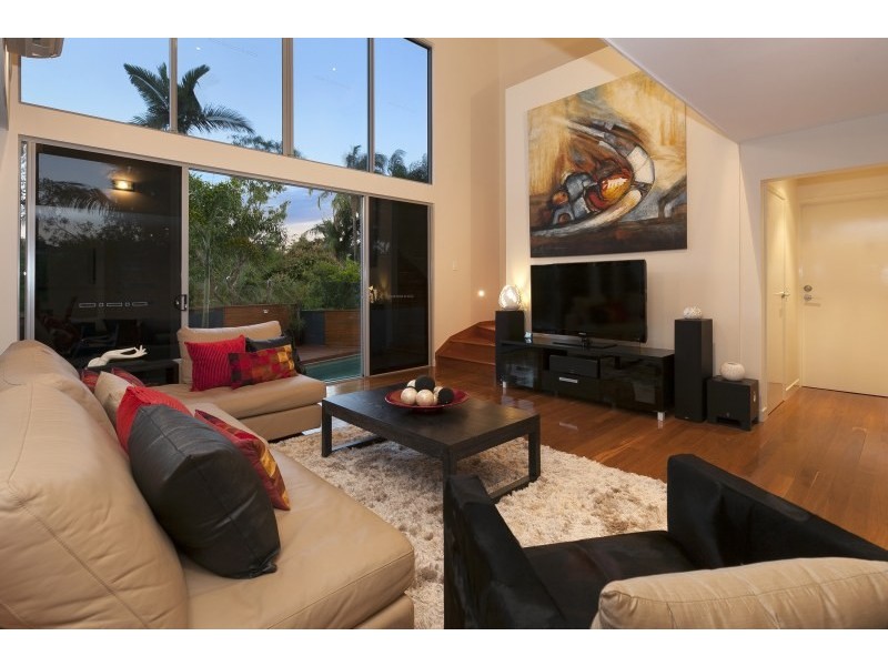 71 Carmel Street, Bardon QLD 4065