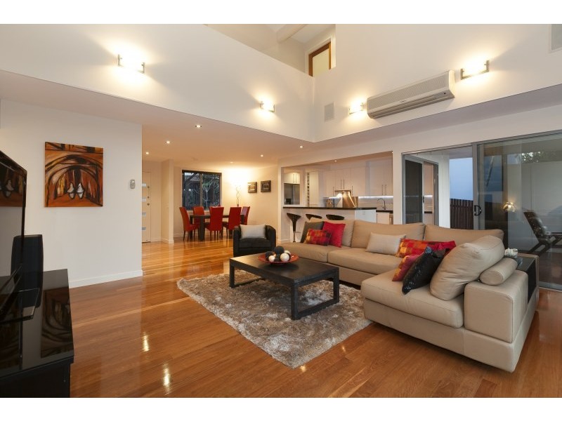 71 Carmel Street, Bardon QLD 4065