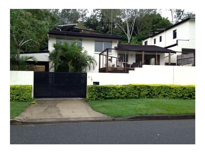51 Dumbarton Drive, Kenmore QLD 4069