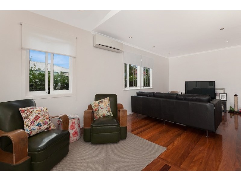15 Almora Street, Wooloowin QLD 4030