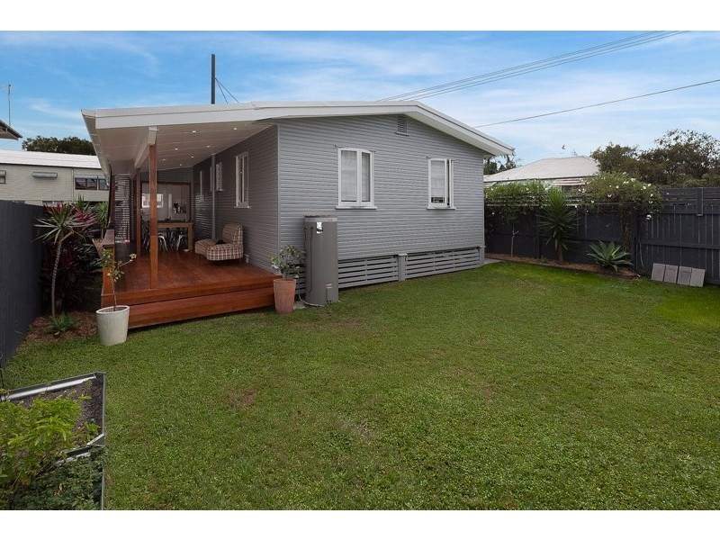 15 Almora Street, Wooloowin QLD 4030