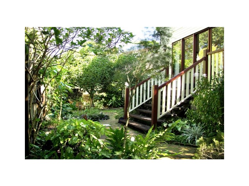 54 David Avenue, Bardon QLD 4065