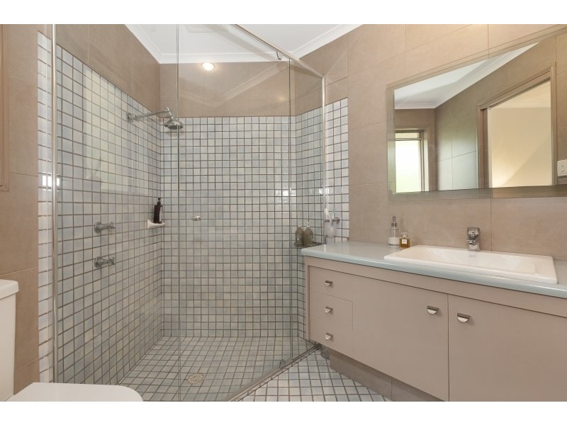235 Kangaroo Gully Road, Bellbowrie QLD 4070