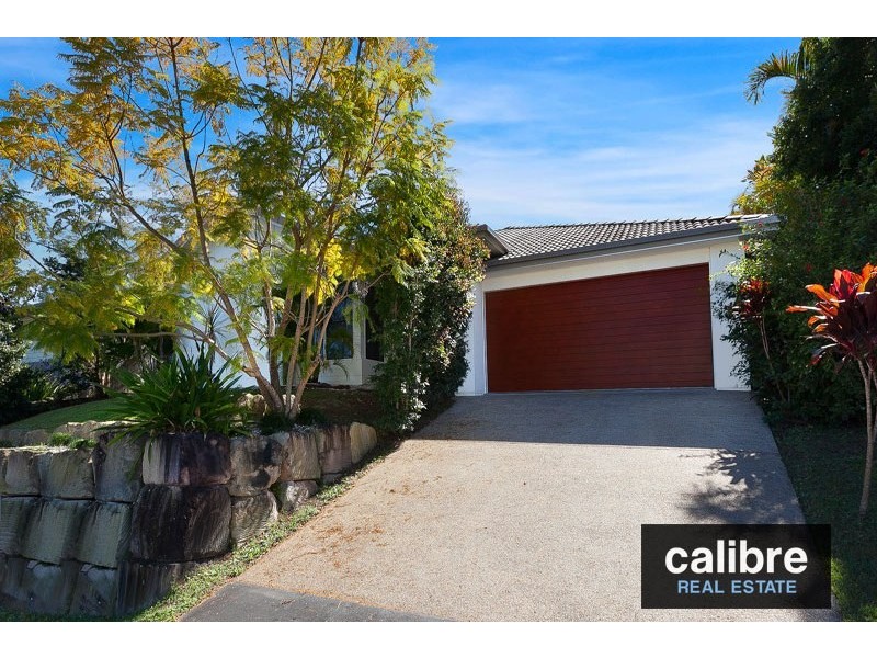 17 Highland Drive, Seventeen Mile Rocks QLD 4073