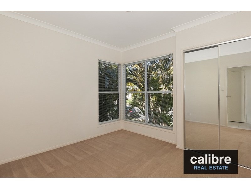 17 Highland Drive, Seventeen Mile Rocks QLD 4073