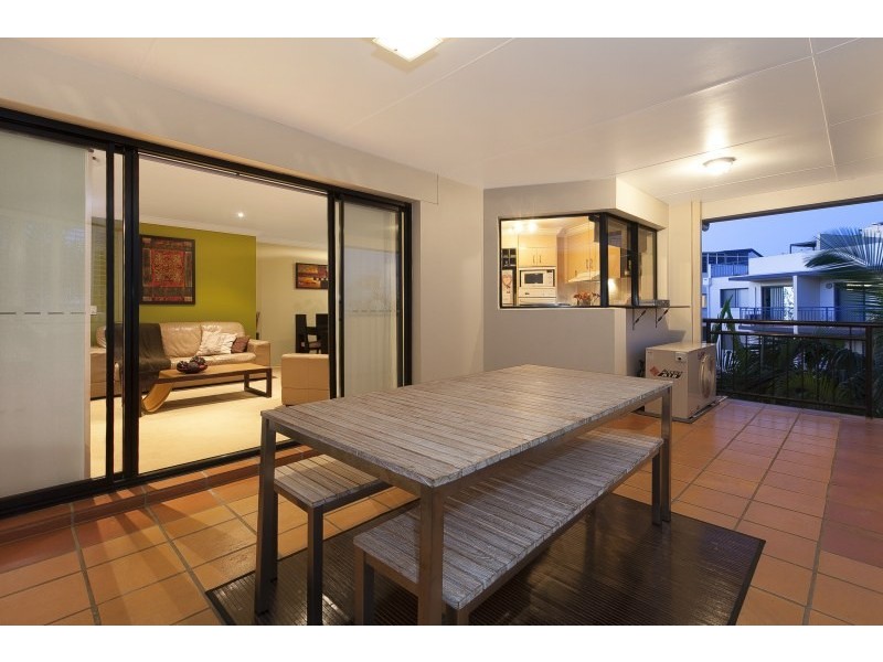 Unit 77/163 Sydney Street, New Farm QLD 4005