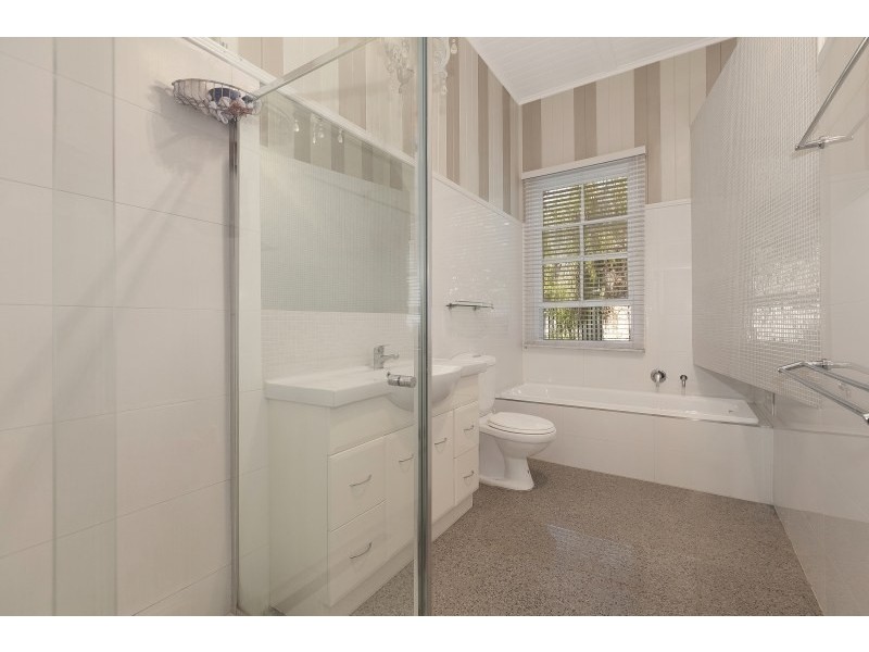 43 Oakwal Terrace, Windsor QLD 4030
